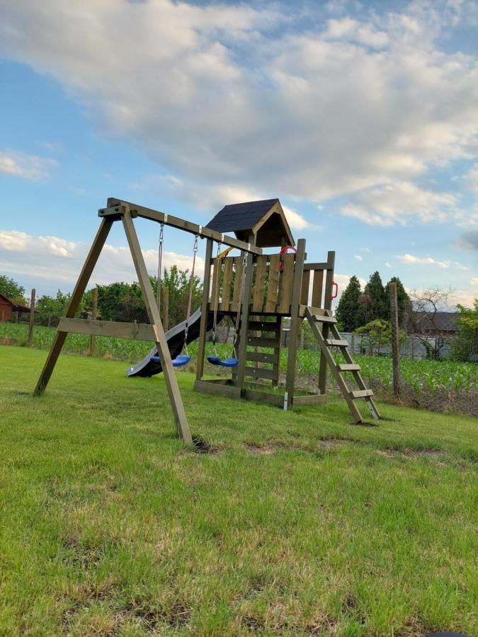 Apartmany Roland Veľký Meder Zewnętrze zdjęcie